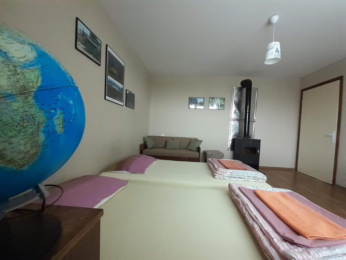 Mihaela Lake Retreat Gnyazdovo ภายนอก รูปภาพ