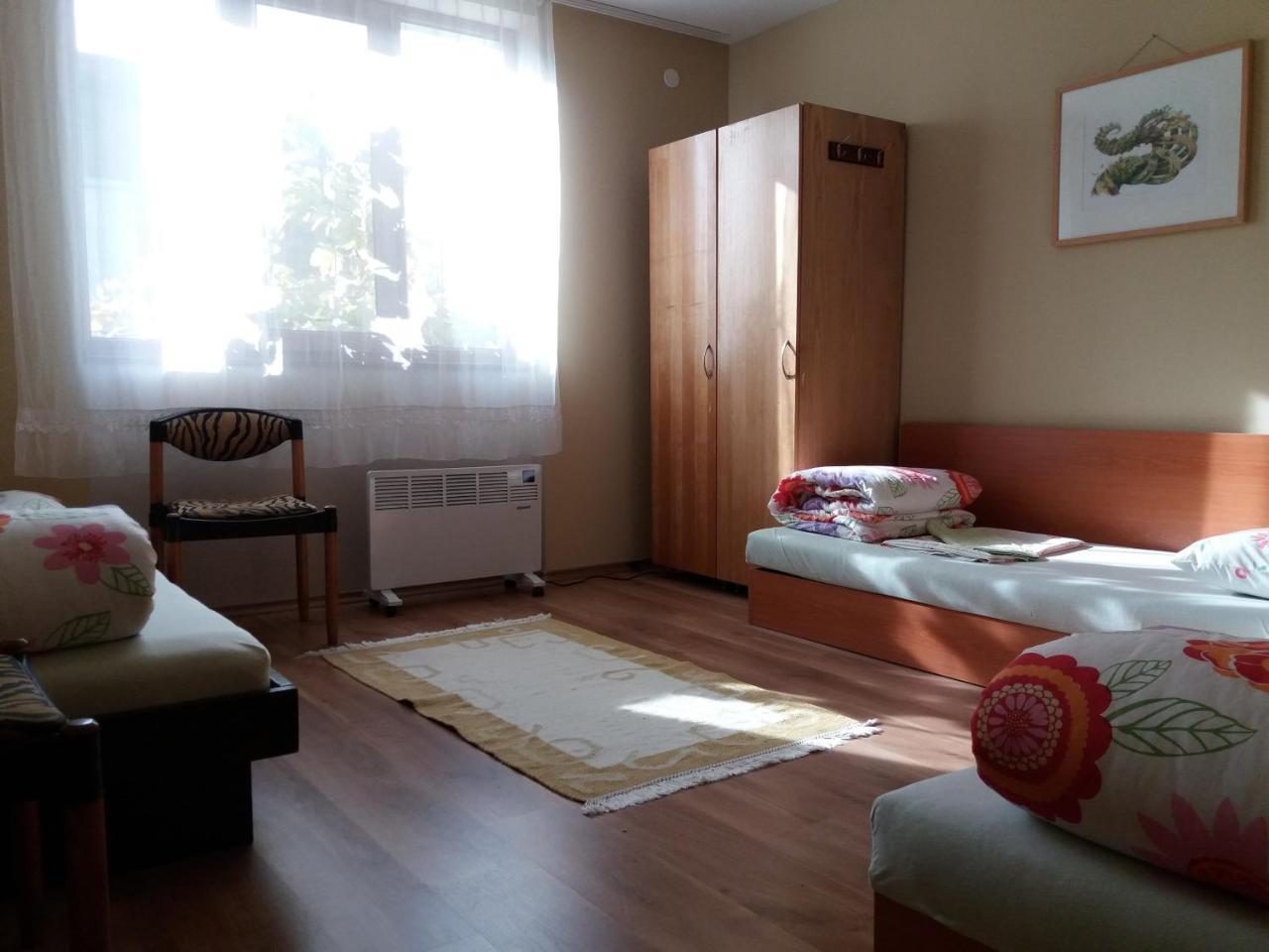 Mihaela Lake Retreat Gnyazdovo ภายนอก รูปภาพ