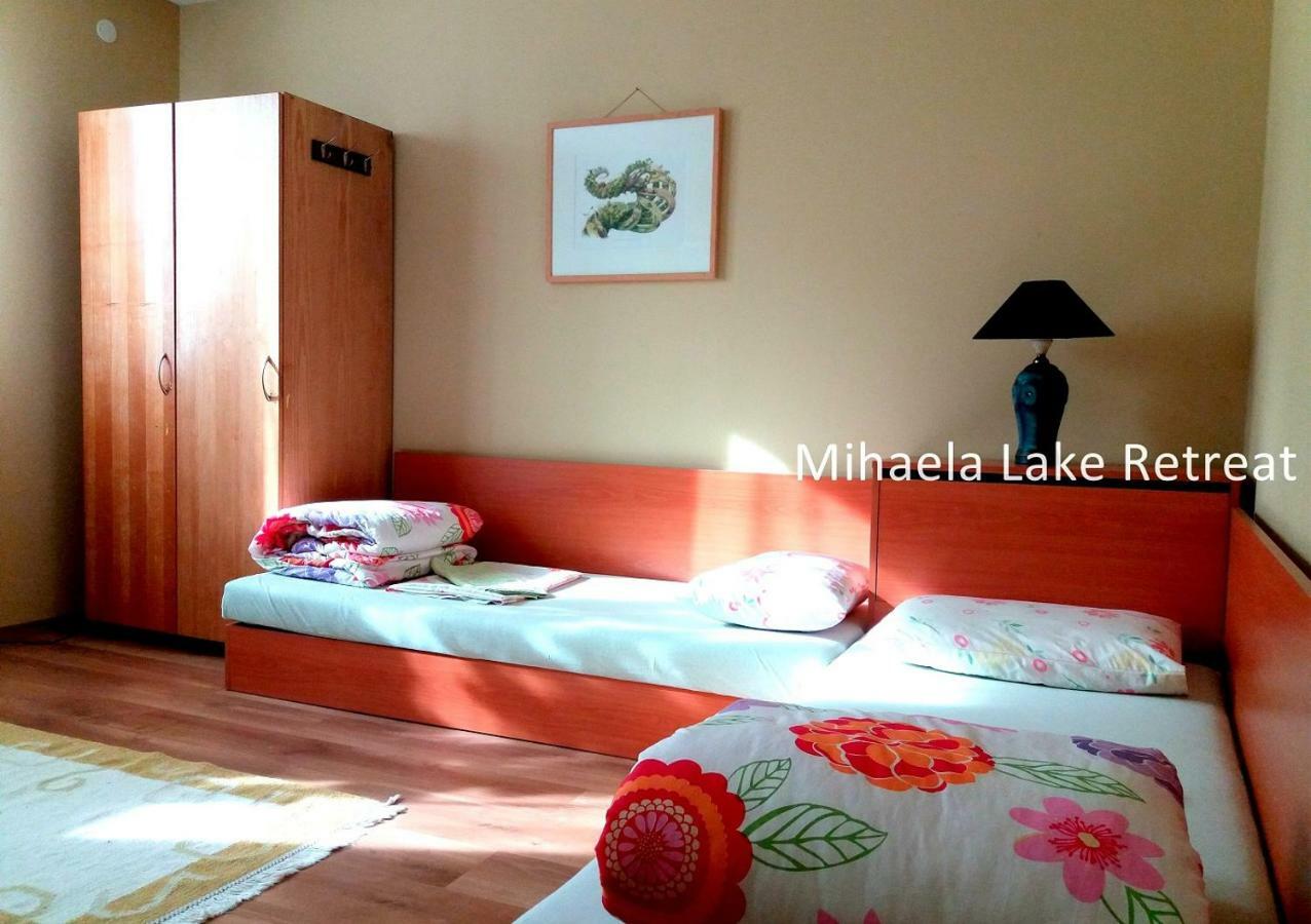 Mihaela Lake Retreat Gnyazdovo ภายนอก รูปภาพ